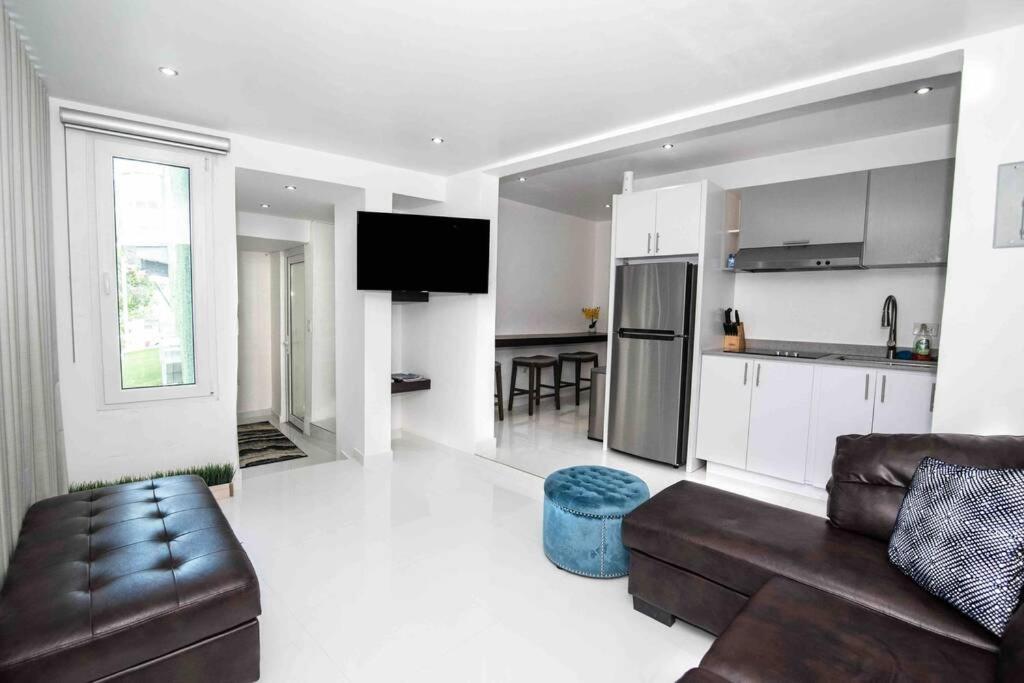 Modern 2Br With Kingbed In The Heart Of Isla Verde Strip Apartment ซานฮวน ภายนอก รูปภาพ